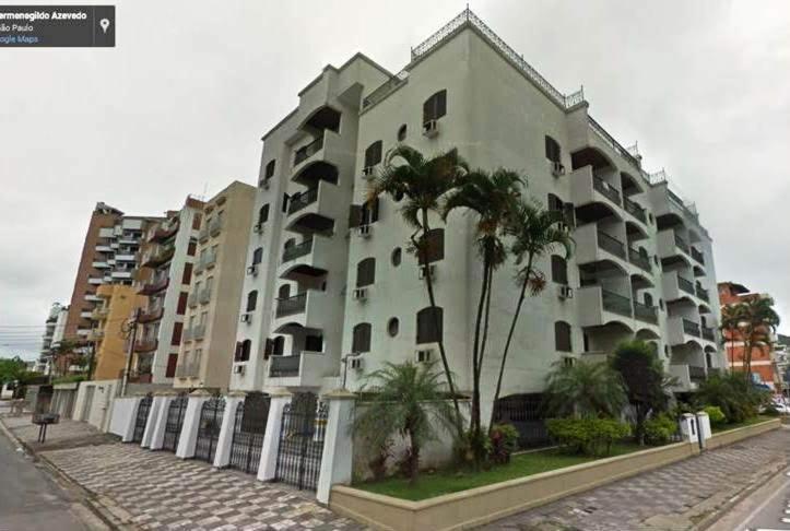 Apto amplo, arejado e mobiliado na Praia da Enseada-Guarujá Exterior foto