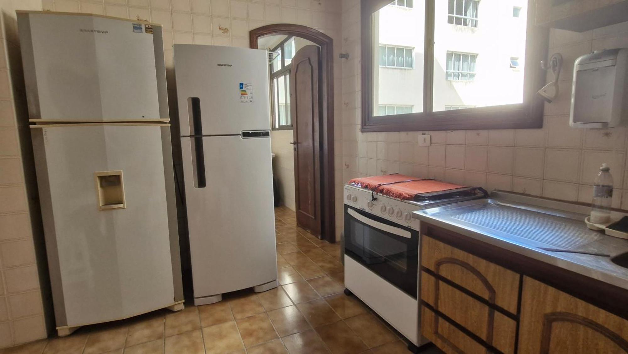 Apto amplo, arejado e mobiliado na Praia da Enseada-Guarujá Exterior foto