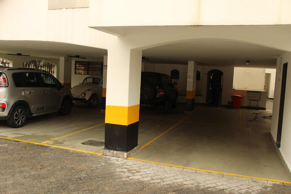Apto amplo, arejado e mobiliado na Praia da Enseada-Guarujá Exterior foto